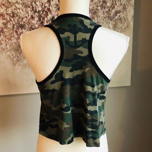 Flag nor fail Camo cake crop top retired rare workout gear tank top camouflage - Picture 7 of 15